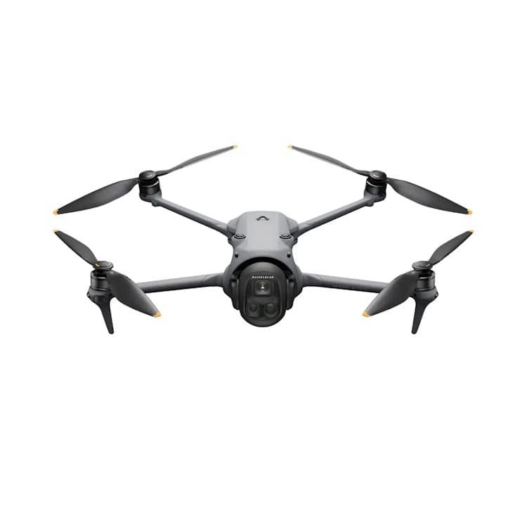 DJI Mavic 4 Pro med tilbehør